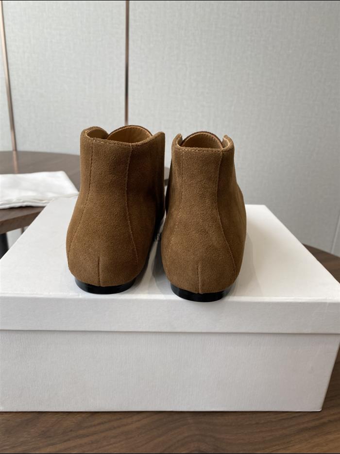 20251128174315349 370